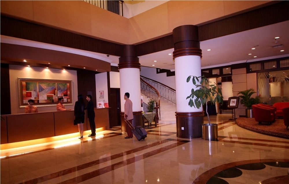 สวิส-เบลินล์ บาลอย บาตัม Hotel นาโกยา ภายนอก รูปภาพ
